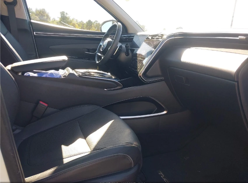 Hyundai Tucson 4WD* ОБДУХВАНЕ* ПОДГРЕВ* М.ТОЧКА* 360 - изображение 10