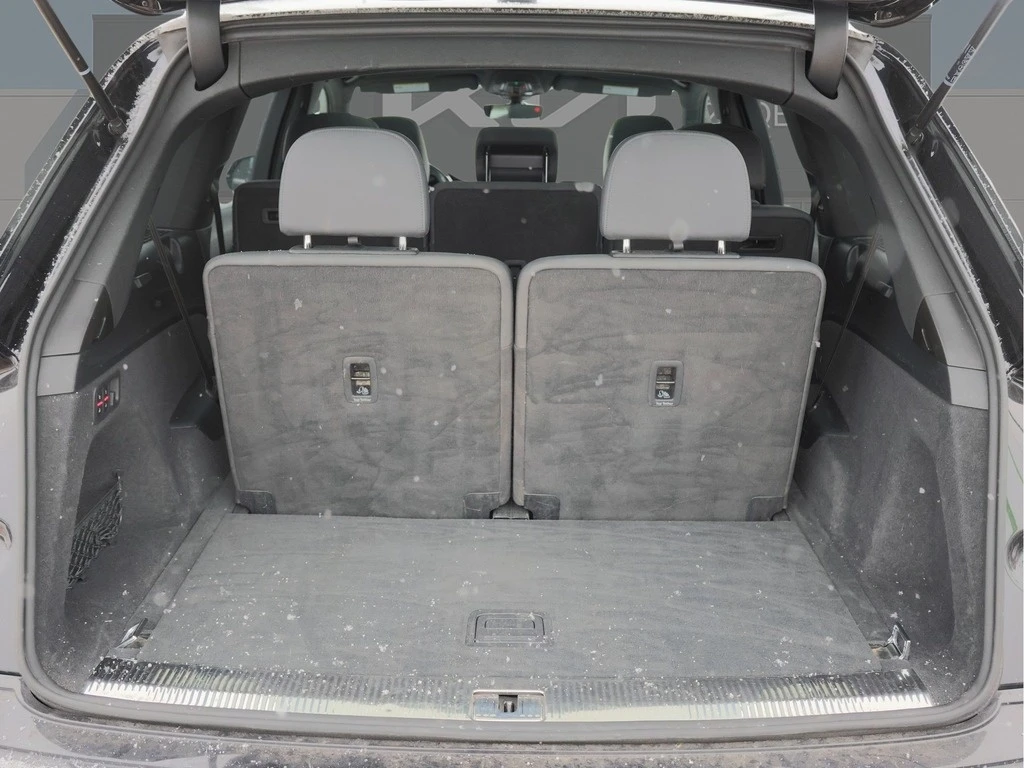 Audi Q7 * Progressiv 55 TFSI quattro * CARFAX * БЕЗ ПЪРВОН - изображение 9