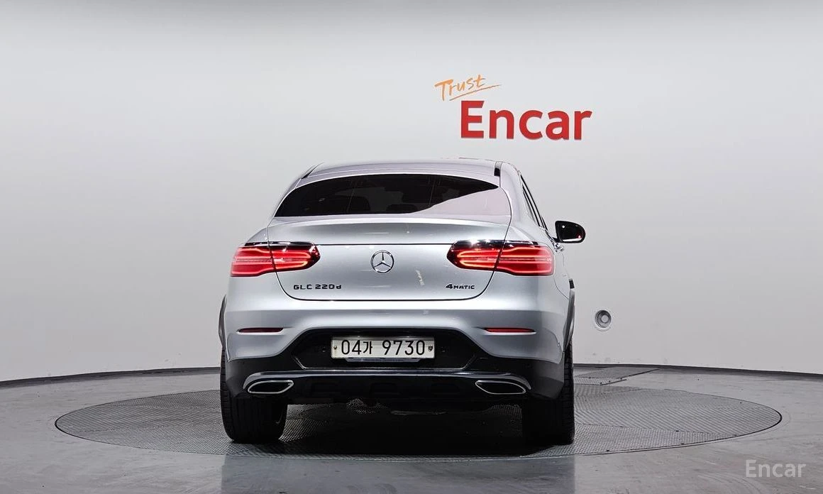 Mercedes-Benz GLC 220  - изображение 4