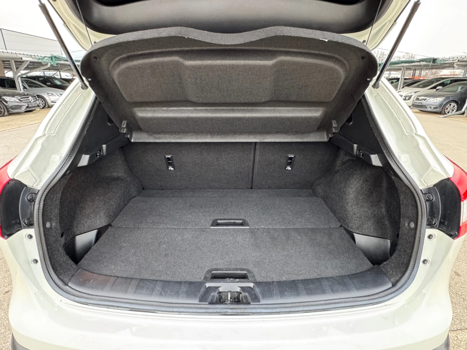 Nissan Qashqai 1.5DCI ИТАЛИЯ - изображение 10