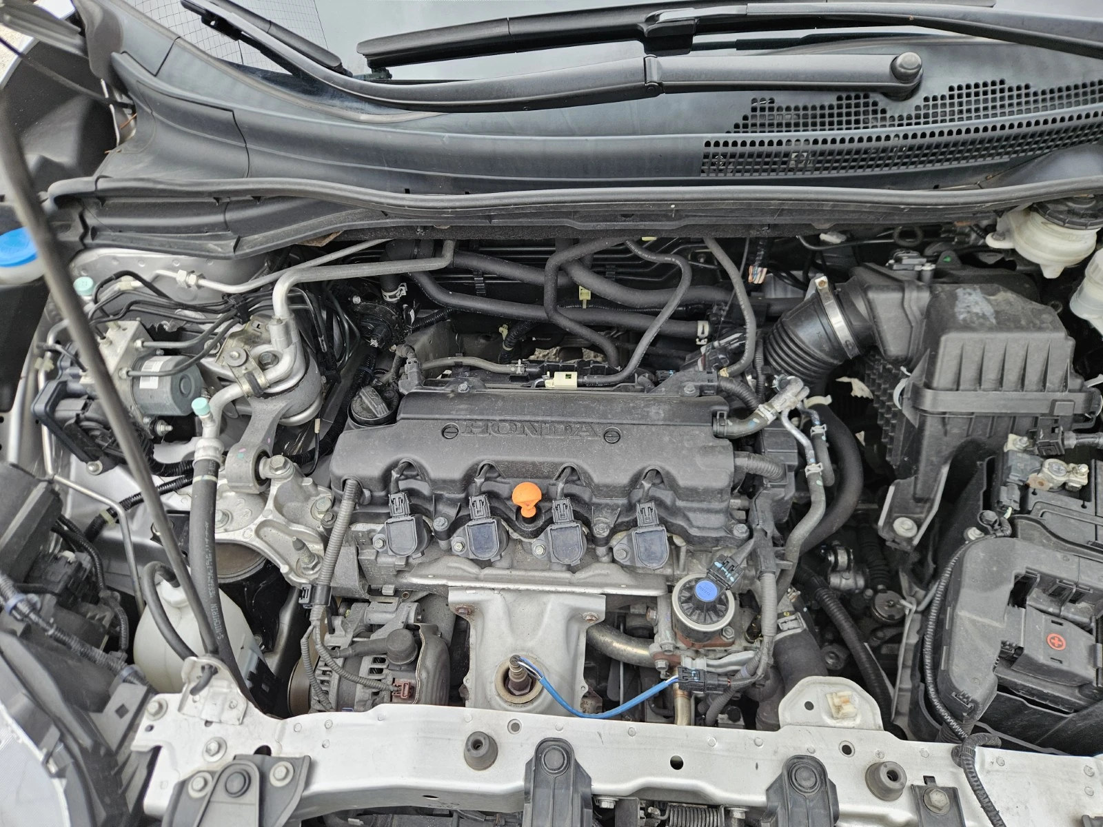 Honda Cr-v 2.0i-VTEC 4x4 TUV 2027г. Пълна история в ХОНДА, снимка 8 - Автомобили и джипове - 53995492