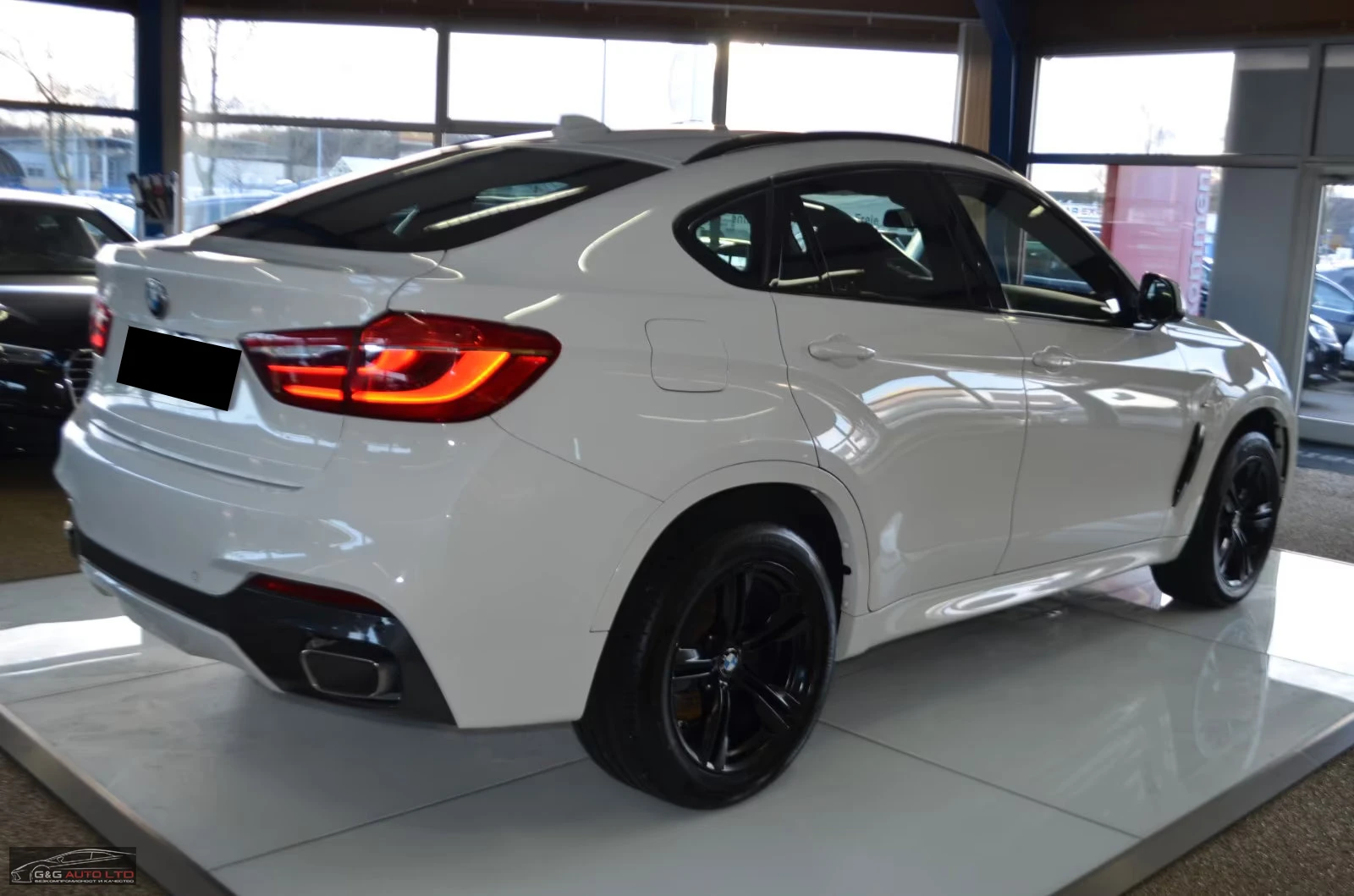 BMW X6 xDRIVE/313HP/40d/M-PACK/HUD/CAM/NAVI/LED/305z, снимка 5 - Автомобили и джипове - 54219714