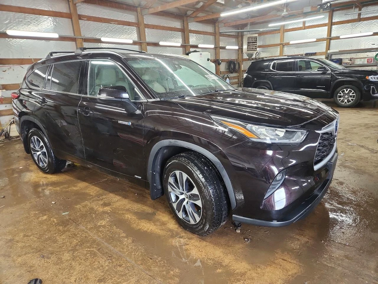 Toyota Highlander HYBRID XLE 4x4