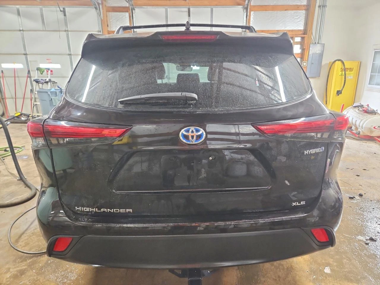 Toyota Highlander HYBRID XLE 4x4, снимка 6 - Автомобили и джипове - 54552325