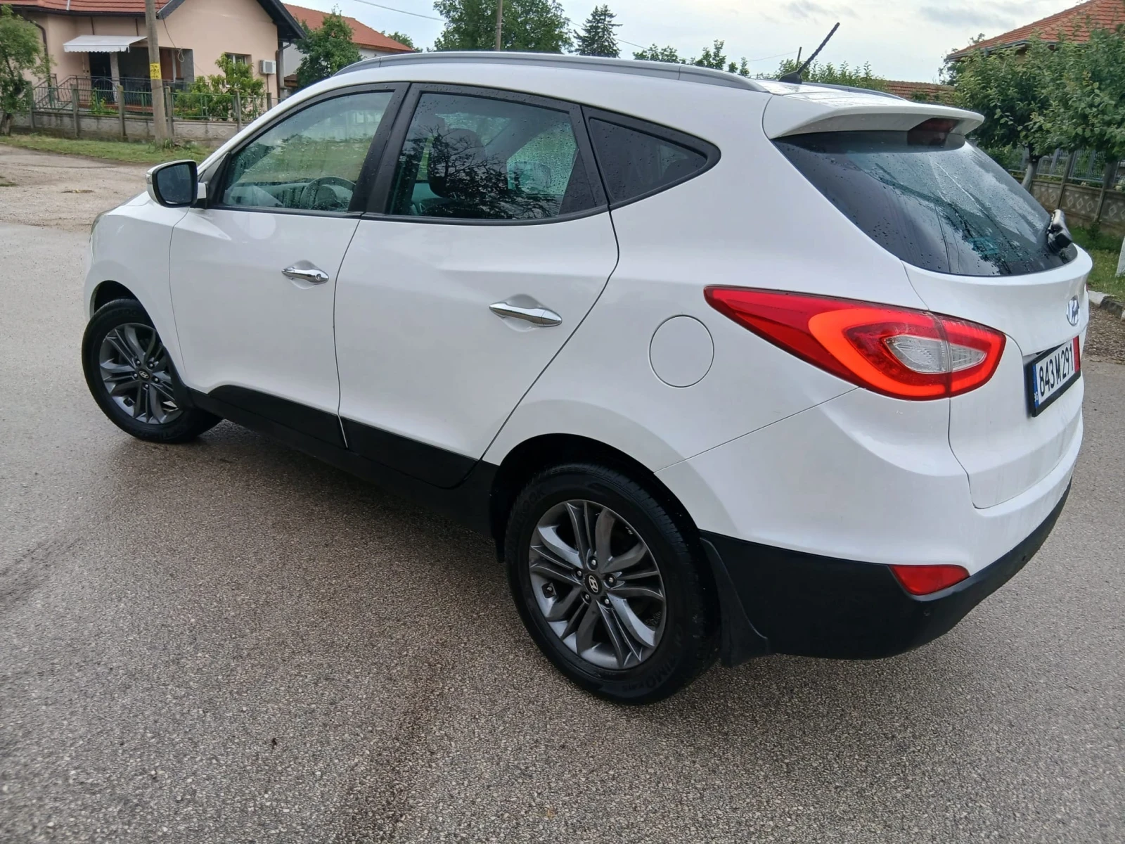 Hyundai IX35 1.7 CRDI facelift, снимка 7 - Автомобили и джипове - 55015184