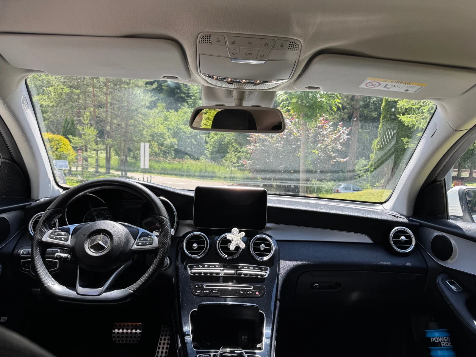 Mercedes-Benz GLC 250 4Matic, снимка 4 - Автомобили и джипове - 55279478