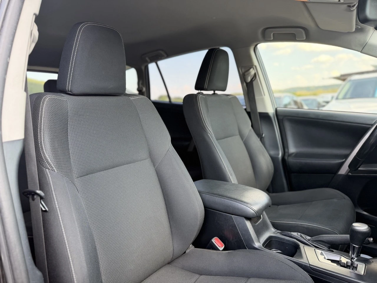 Toyota Rav4 2.5 HYBRID FACELIFT, снимка 14 - Автомобили и джипове - 55930886