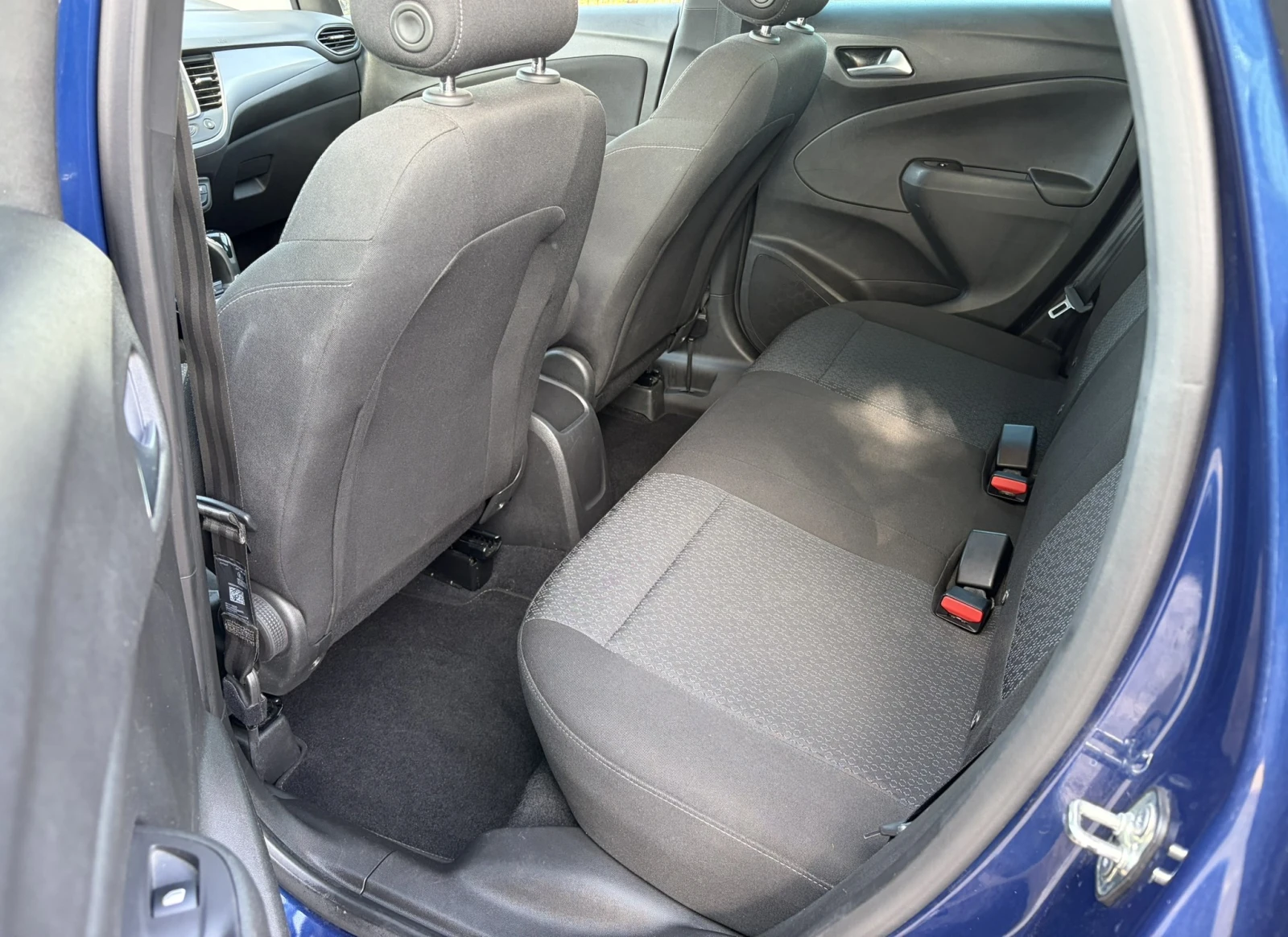 Opel Crossland X Edition , снимка 8 - Автомобили и джипове - 56361323