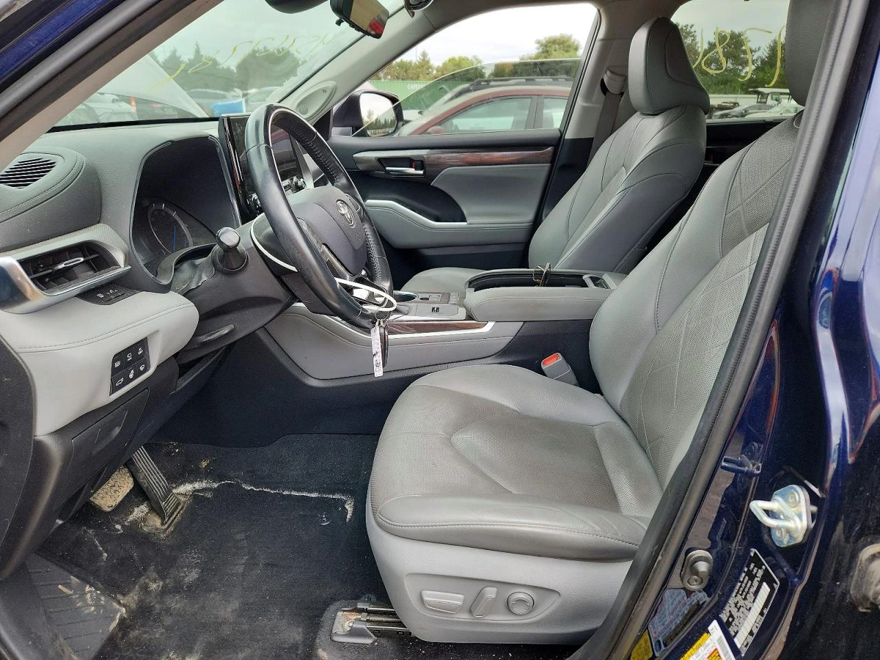 Toyota Highlander 2.5l Hybrid Platinum, снимка 7 - Автомобили и джипове - 56664211