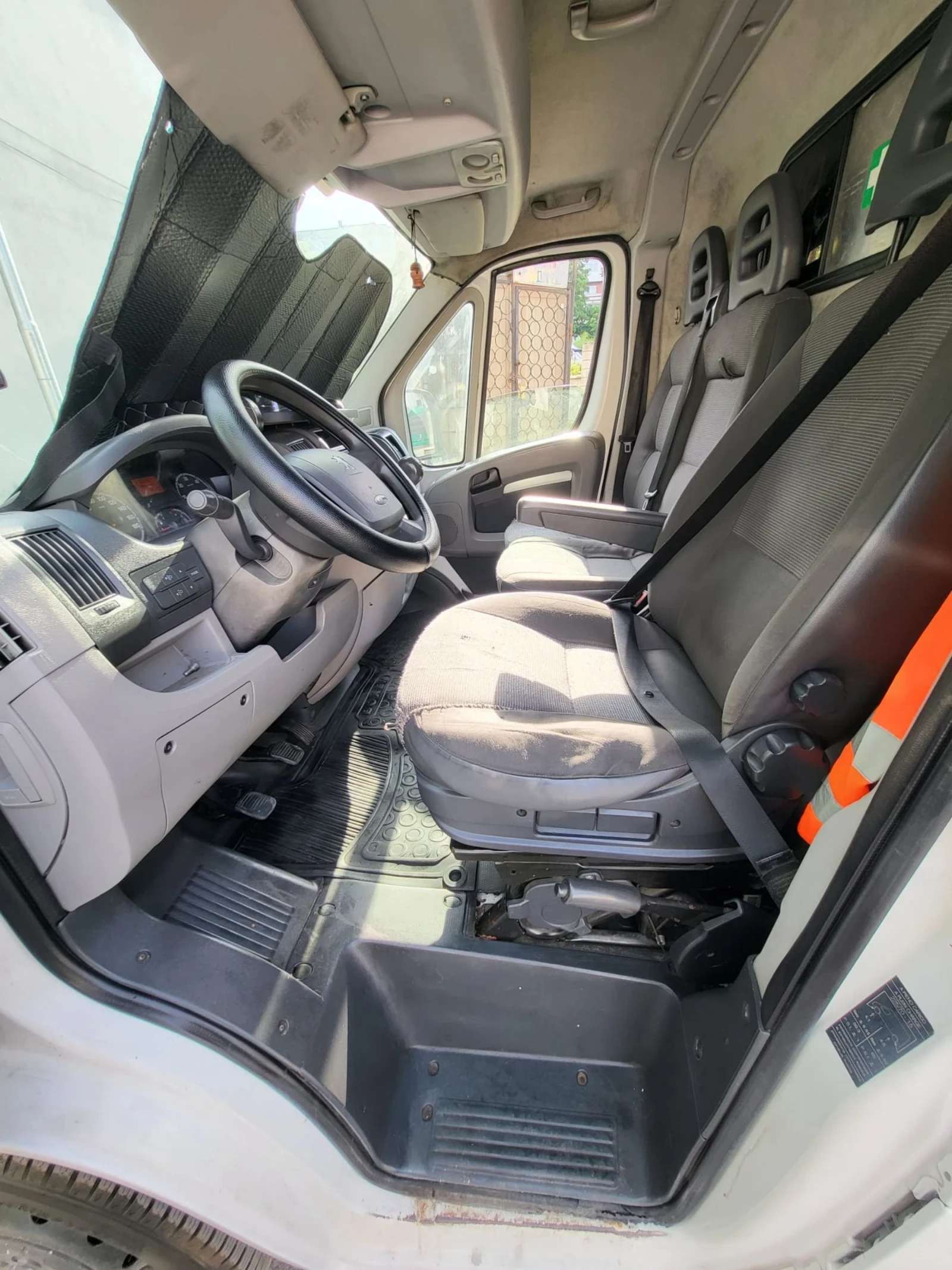 Peugeot Boxer, снимка 9 - Бусове и автобуси - 54655123