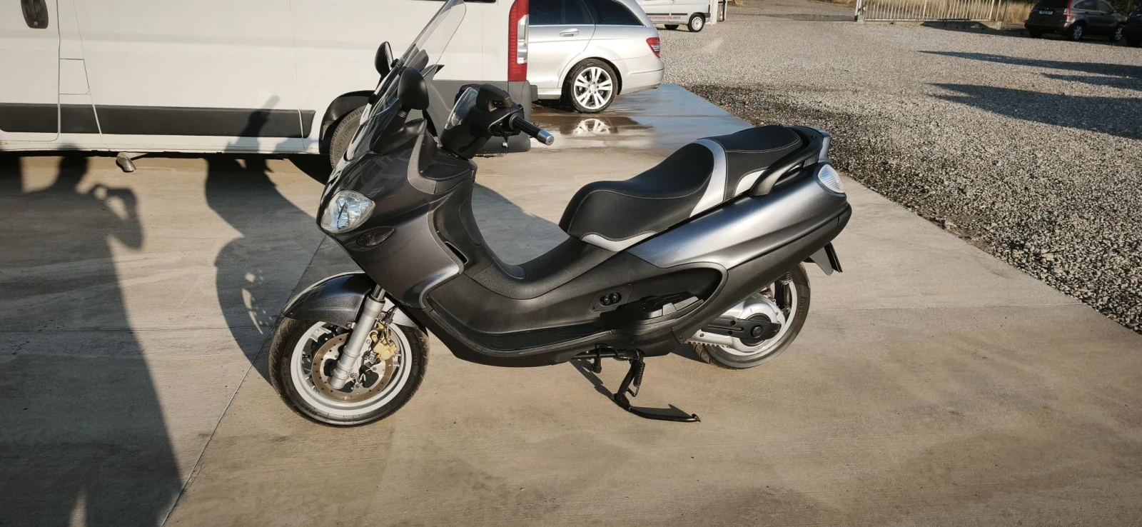Piaggio X9 Като нов, снимка 5 - Мотоциклети и мототехника - 55702887