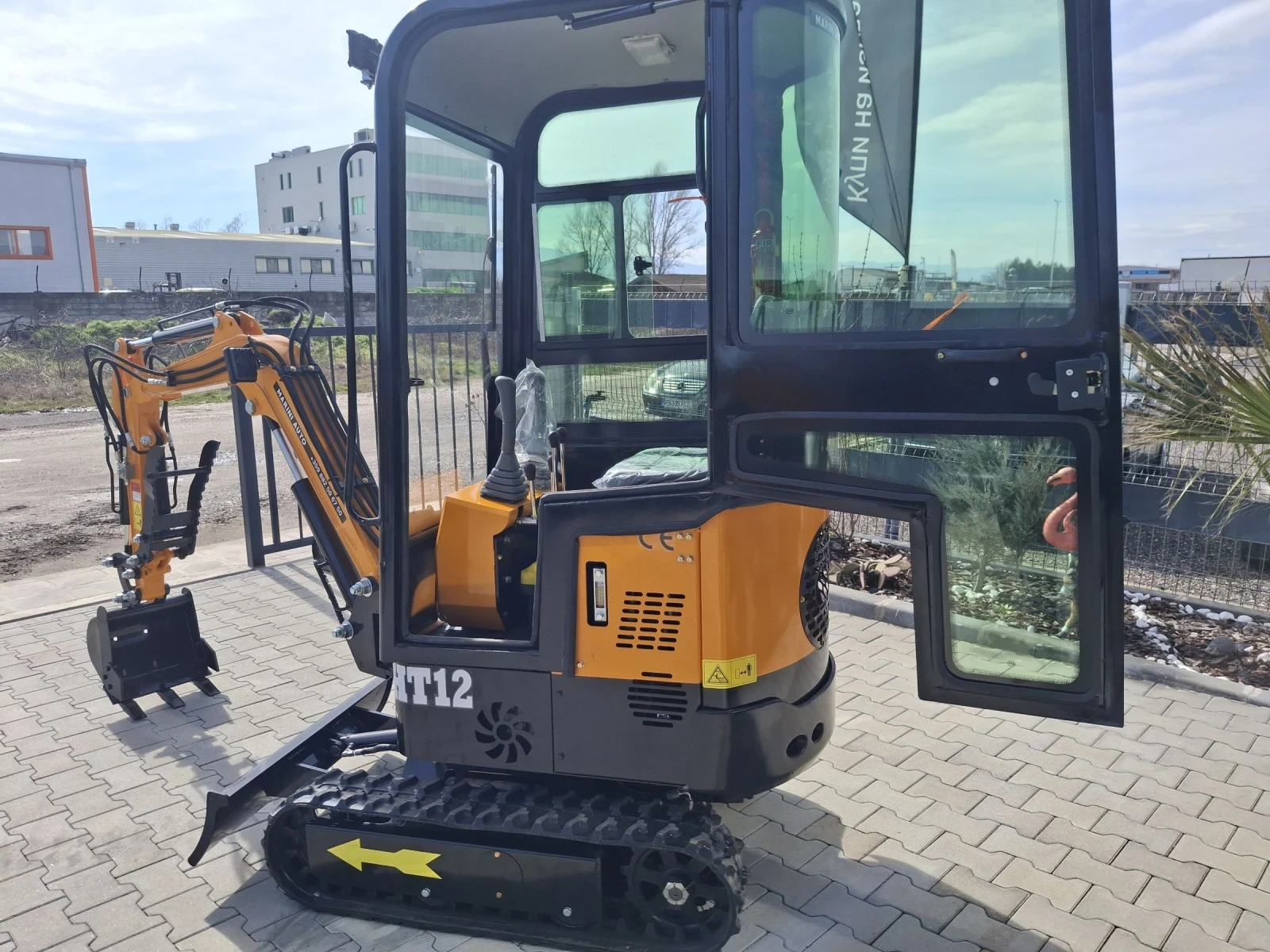 Багер ABG HT12* 1200кг.Щупеща стрела. Хидр.Щипка, снимка 3 - Индустриална техника - 55019094