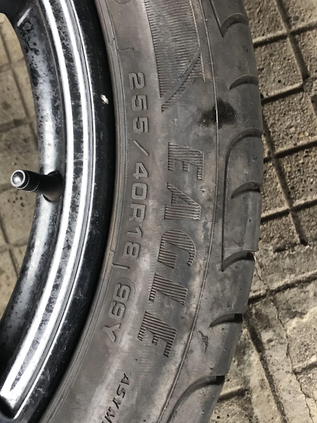    255/40R18  Mercedes-Benz E 220 | Mobile.bg   7