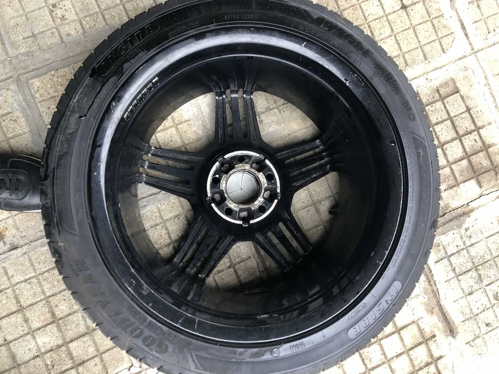    255/40R18  Mercedes-Benz E 220 | Mobile.bg   3