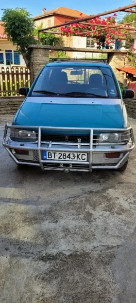 Обява за продажба на Mitsubishi Space runner   4x4  газ бензин 1.8 ps 122 климатик  ~1 800 лв. - изображение 1