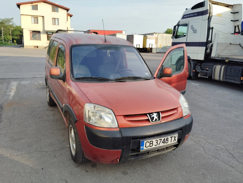 Peugeot Partner, снимка 7 - Автомобили и джипове - 46736329