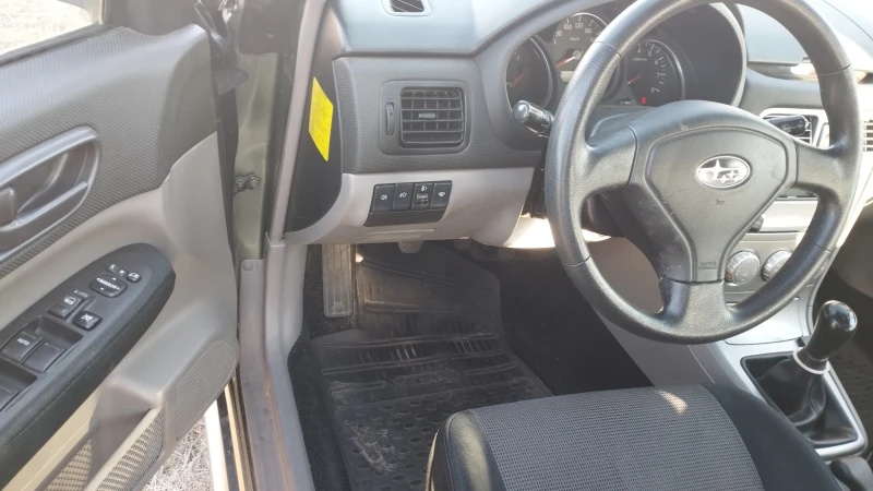 Subaru Forester, снимка 15 - Автомобили и джипове - 47422623