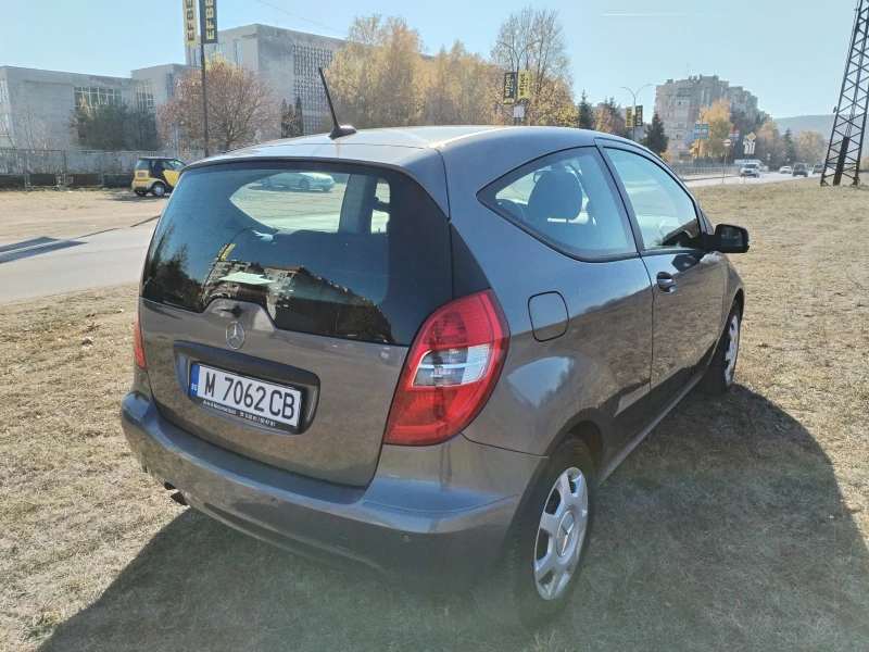 Mercedes-Benz A 180, снимка 3 - Автомобили и джипове - 47964409