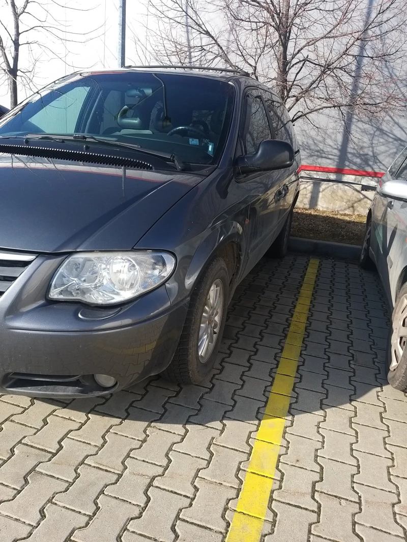 Chrysler Voyager, снимка 4 - Автомобили и джипове - 48690979