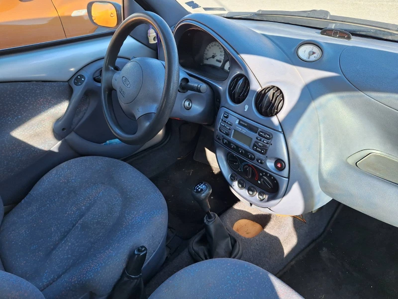 Ford Ka 1.3 Endura - E, снимка 10 - Автомобили и джипове - 49196509