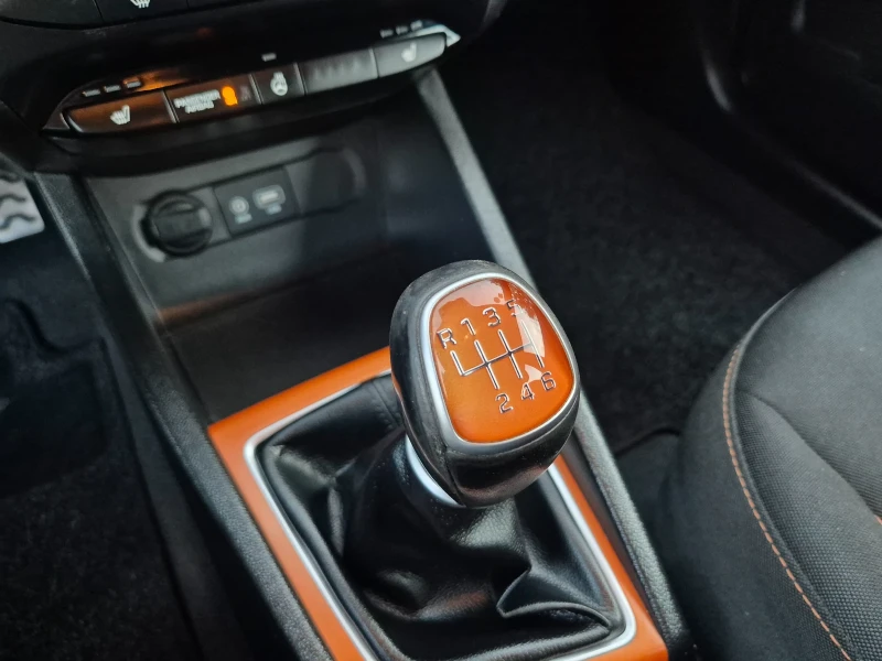 Hyundai I20 Active 1.4 DIESEL, снимка 15 - Автомобили и джипове - 51955681