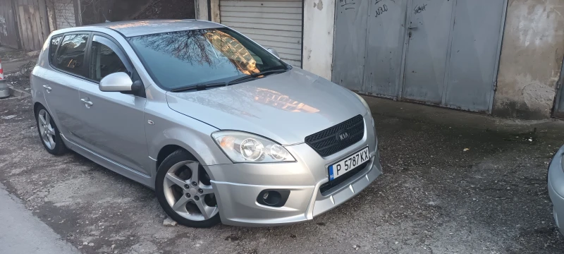 Kia Ceed 1.6, снимка 2 - Автомобили и джипове - 52347128