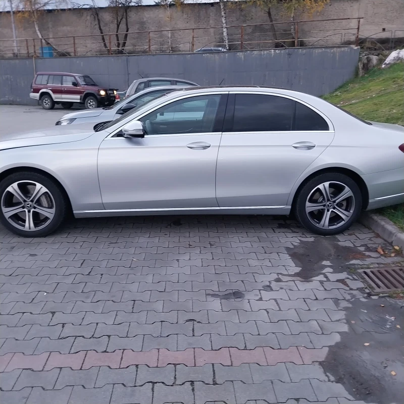 Mercedes-Benz E 350, снимка 3 - Автомобили и джипове - 52615217