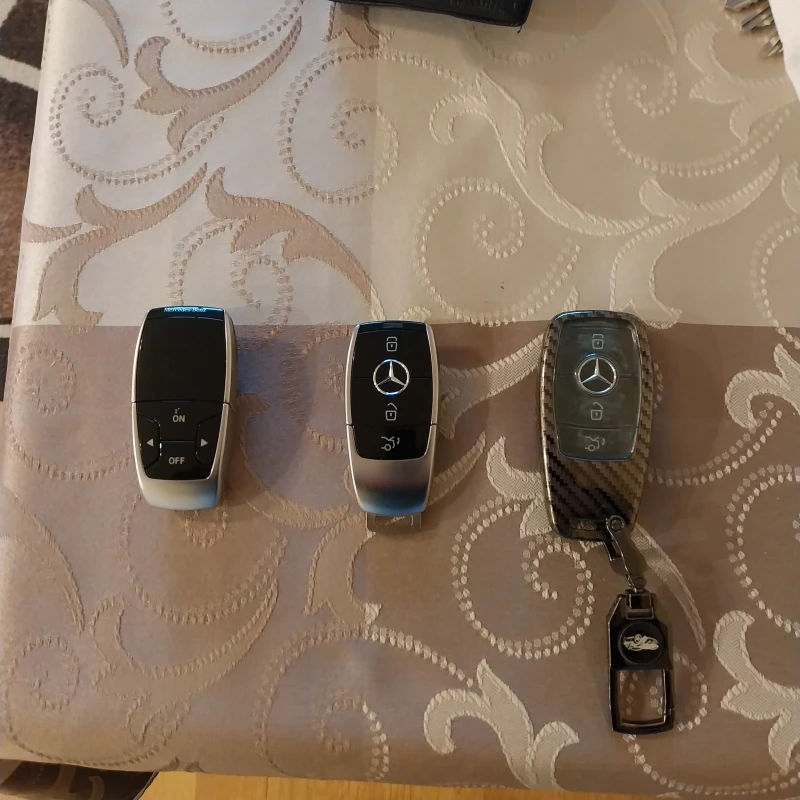 Mercedes-Benz E 350, снимка 16 - Автомобили и джипове - 52615217