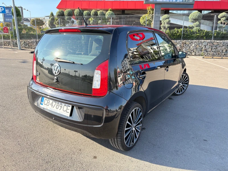 VW Up EcoUp! CNG, снимка 4 - Автомобили и джипове - 52673543