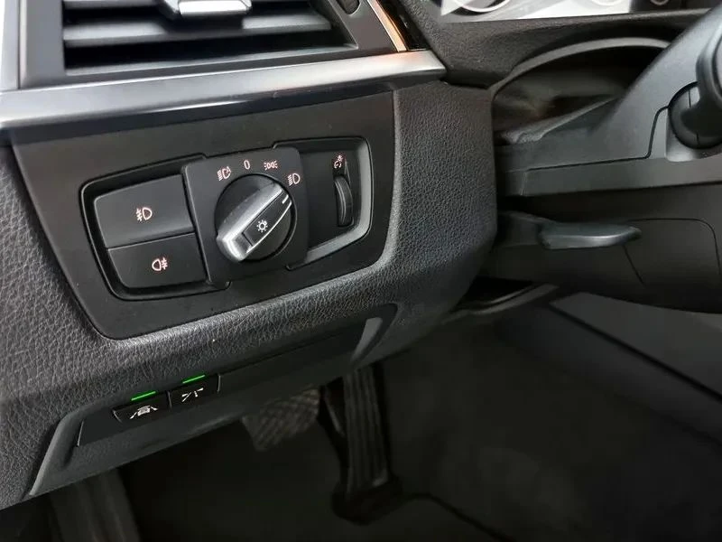 BMW 320, снимка 16 - Автомобили и джипове - 56690259