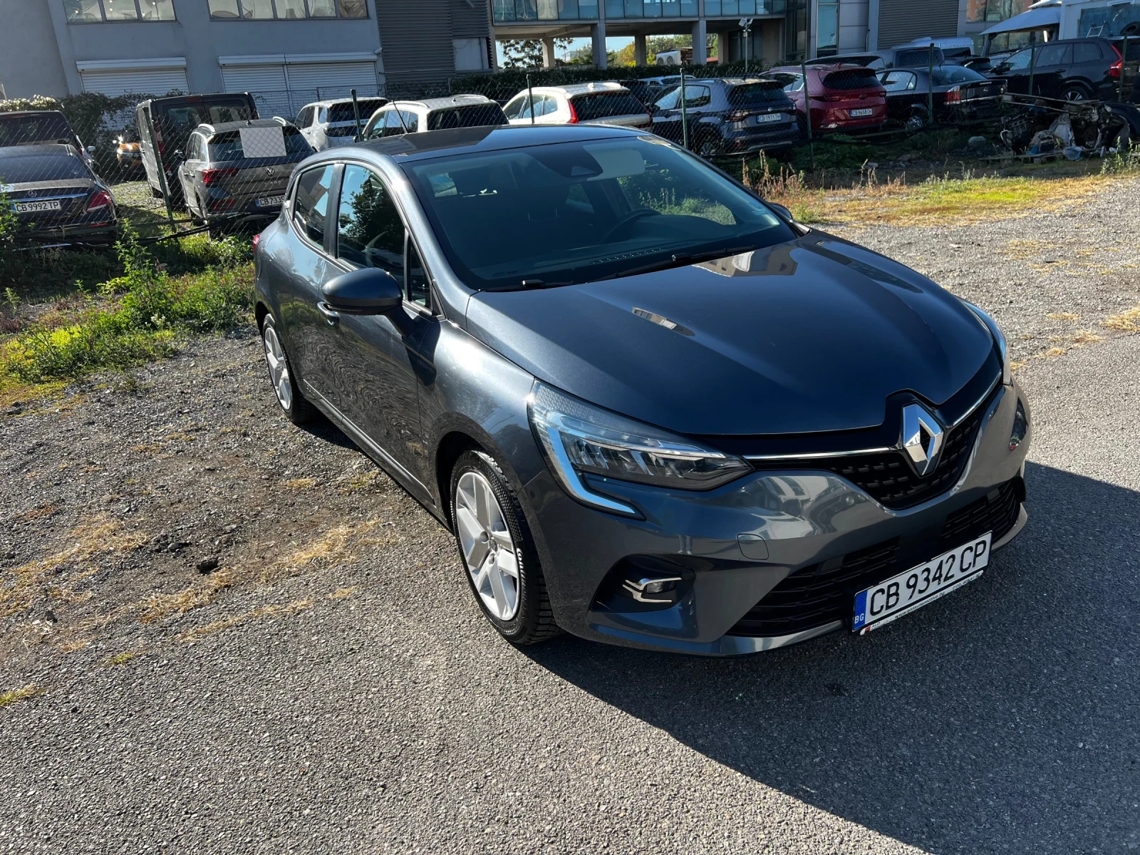 Renault Clio 1.0 TCE /ZEN/ 90к.с - изображение 2