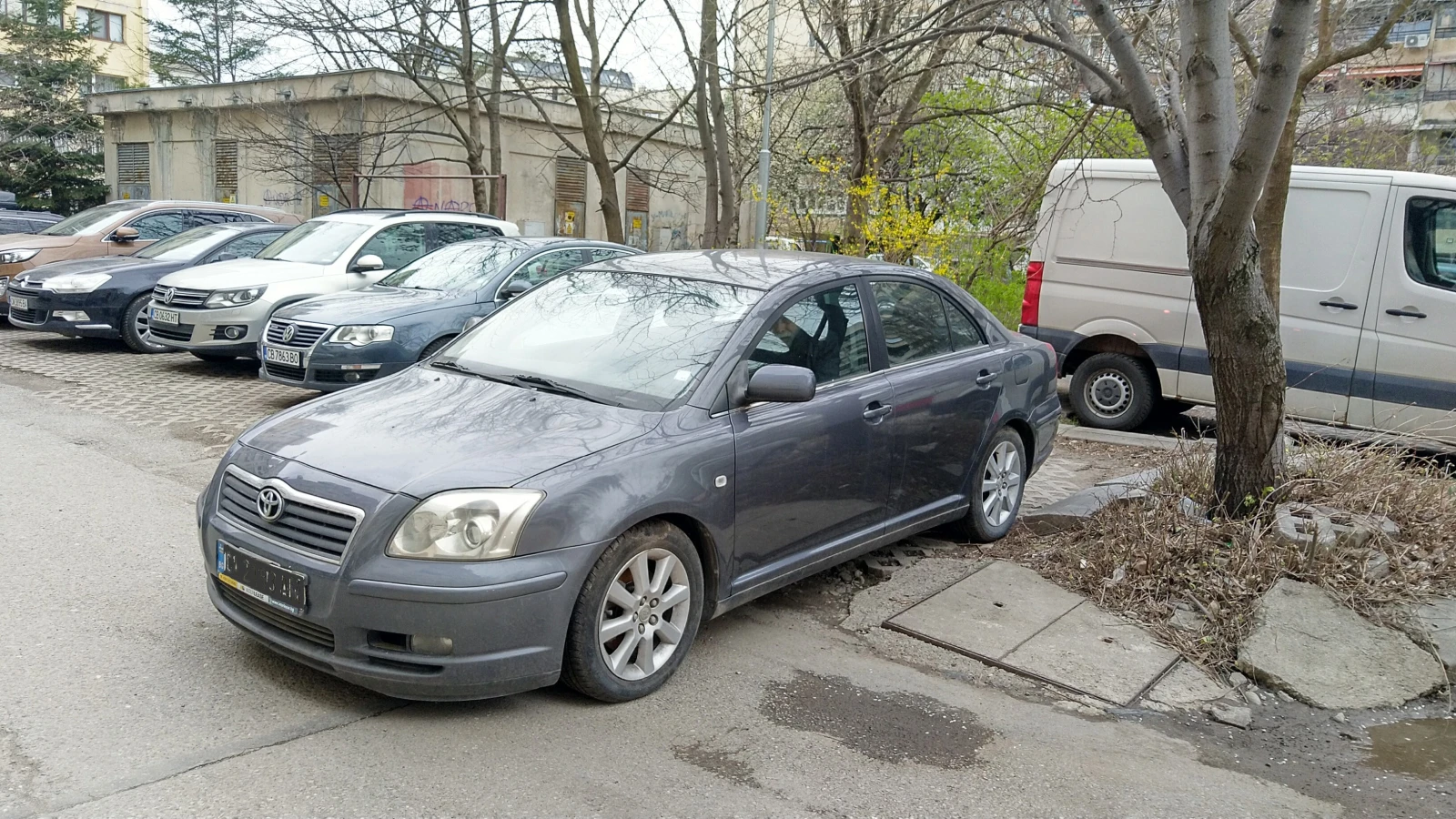 Toyota Avensis 2.0 D-4D - изображение 2