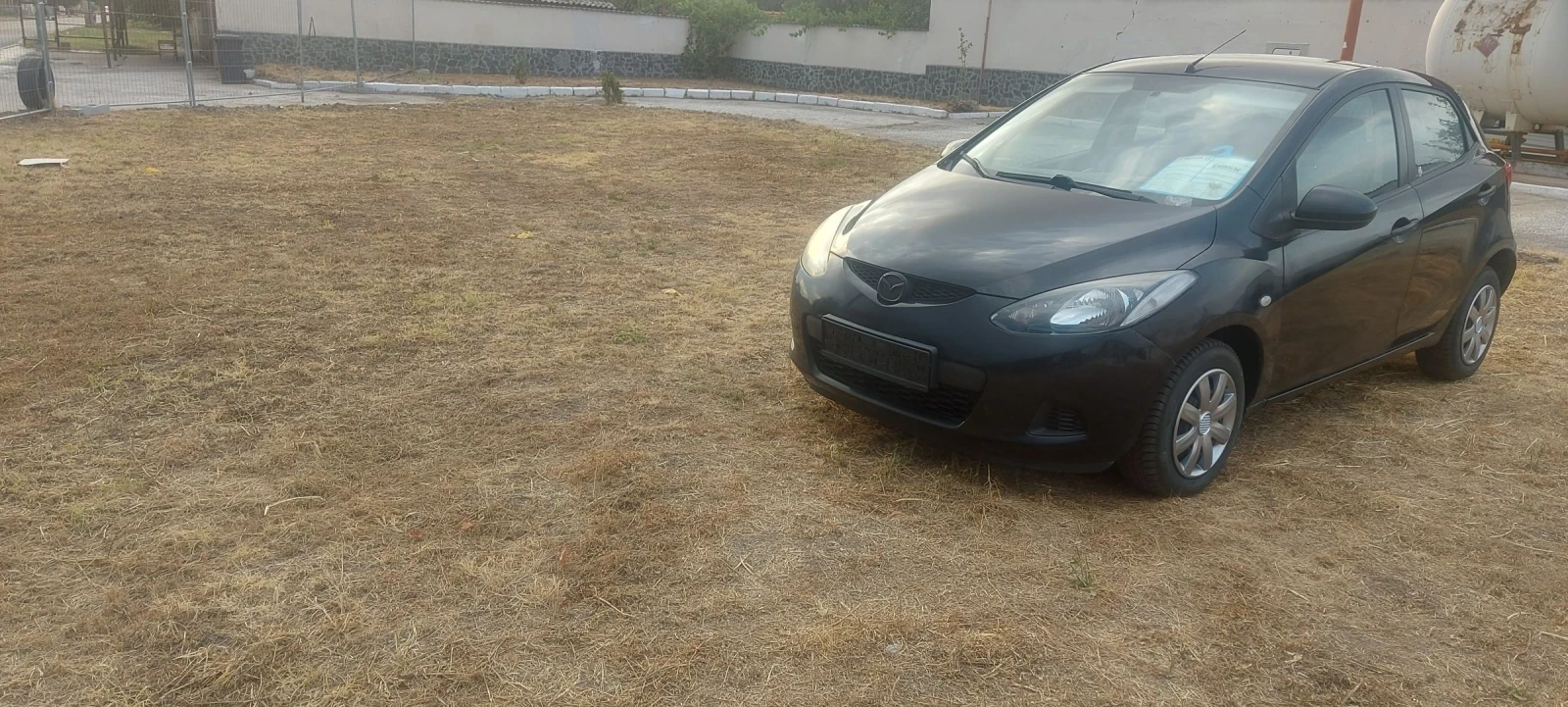Mazda 2 1.3i - изображение 2