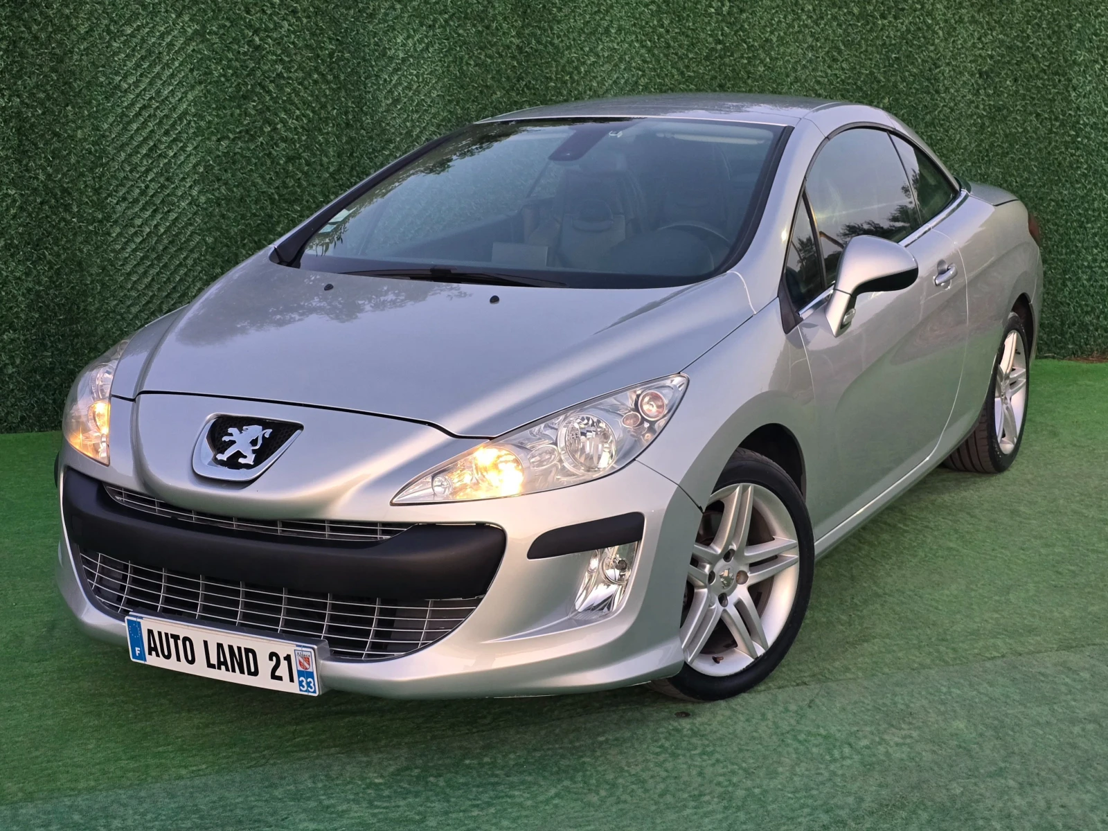 Peugeot 308 2.0HDI* 140кс* КАБРИО* КАЖА* НАВИ*  - изображение 2