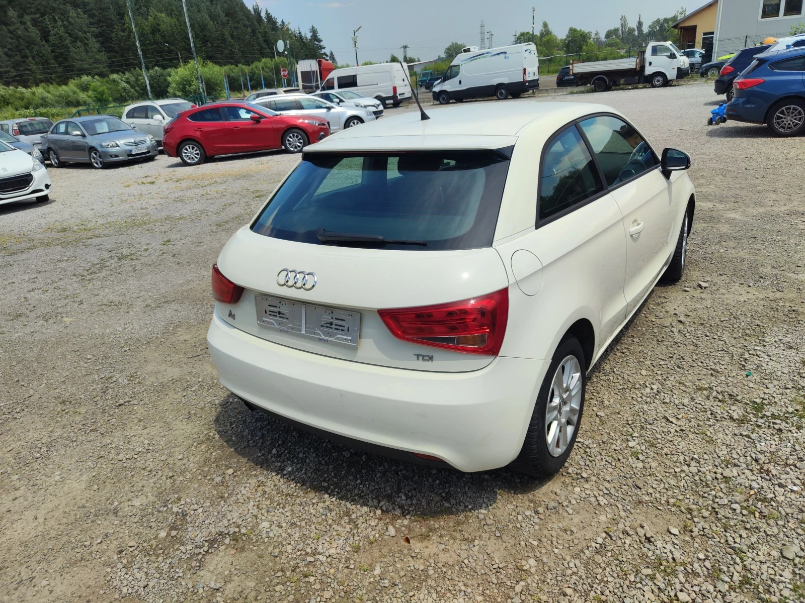 Audi A1 1.6 TDI 90к.с. - изображение 3