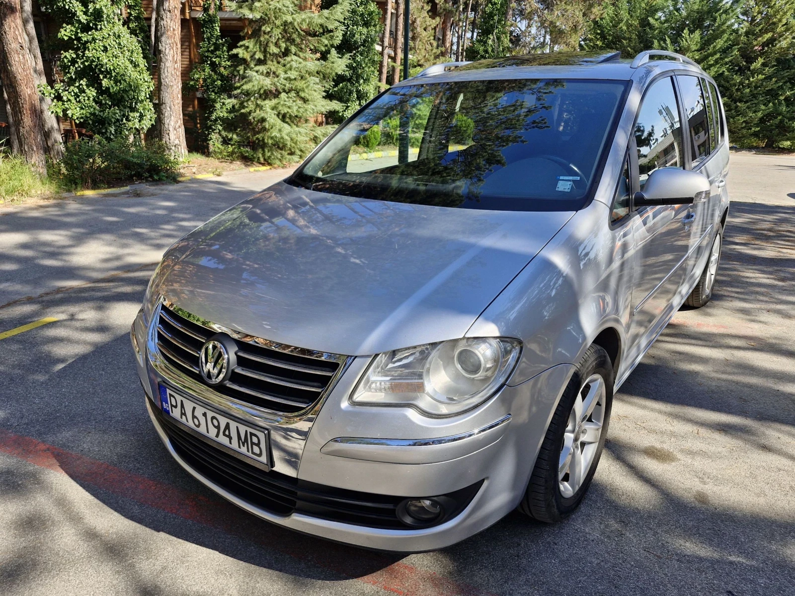 VW Touran 2.0TDI 140 BMM  - изображение 6