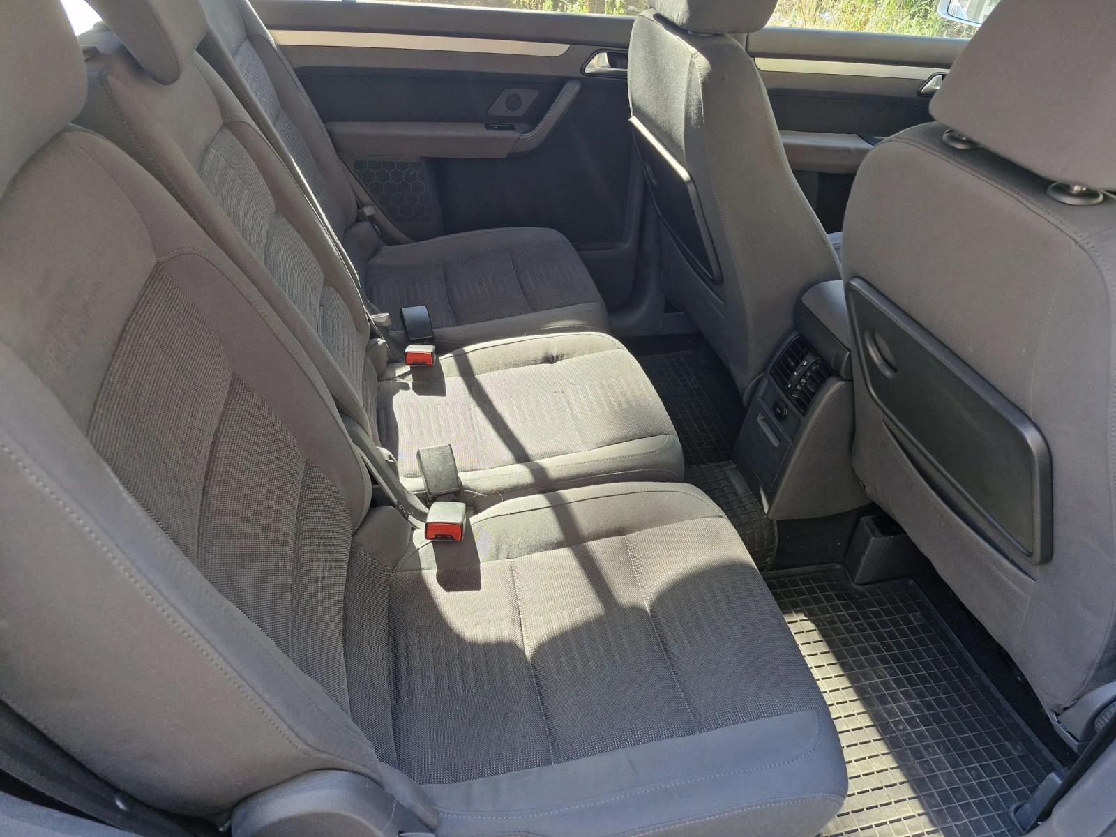 VW Touran 2.0TDI 140 BMM  | Mobile.bg   11