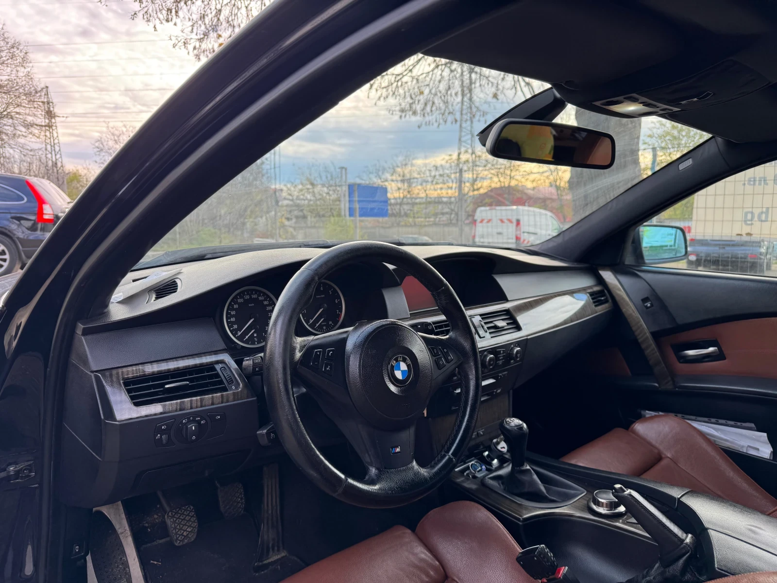 BMW 530 М-ПАКЕТ!4Х4!РЪЧКА! - изображение 10