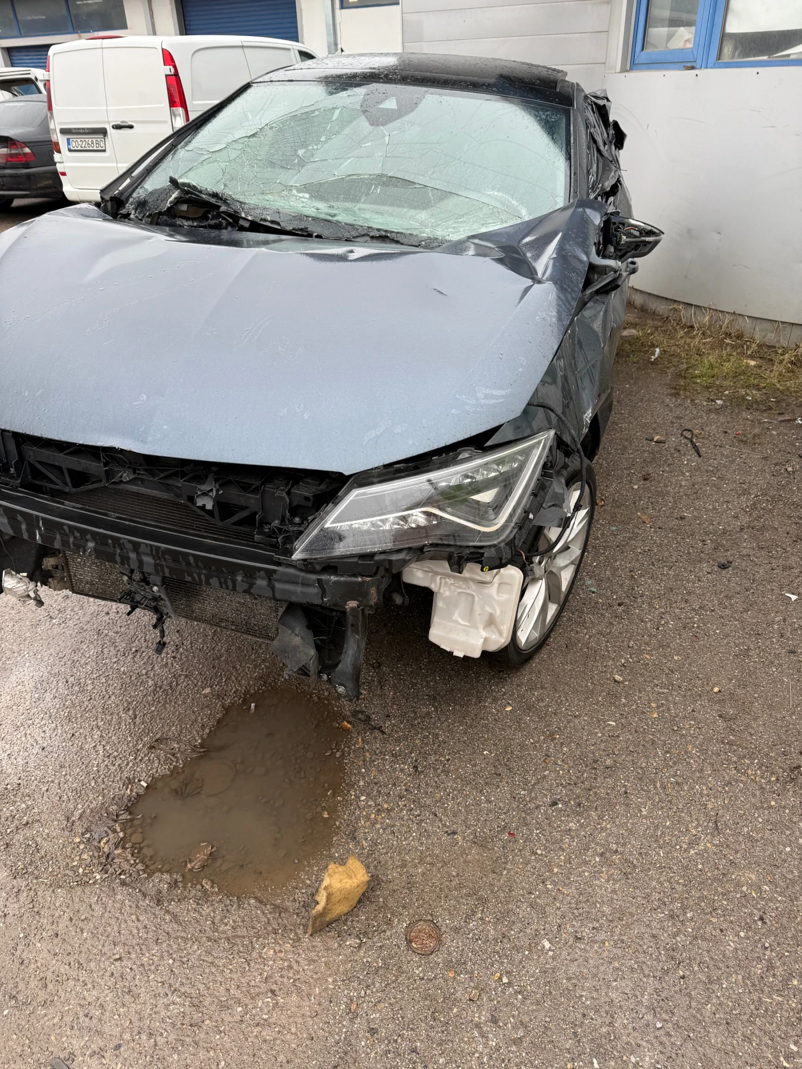 Seat Leon 1.5 tgi - изображение 4