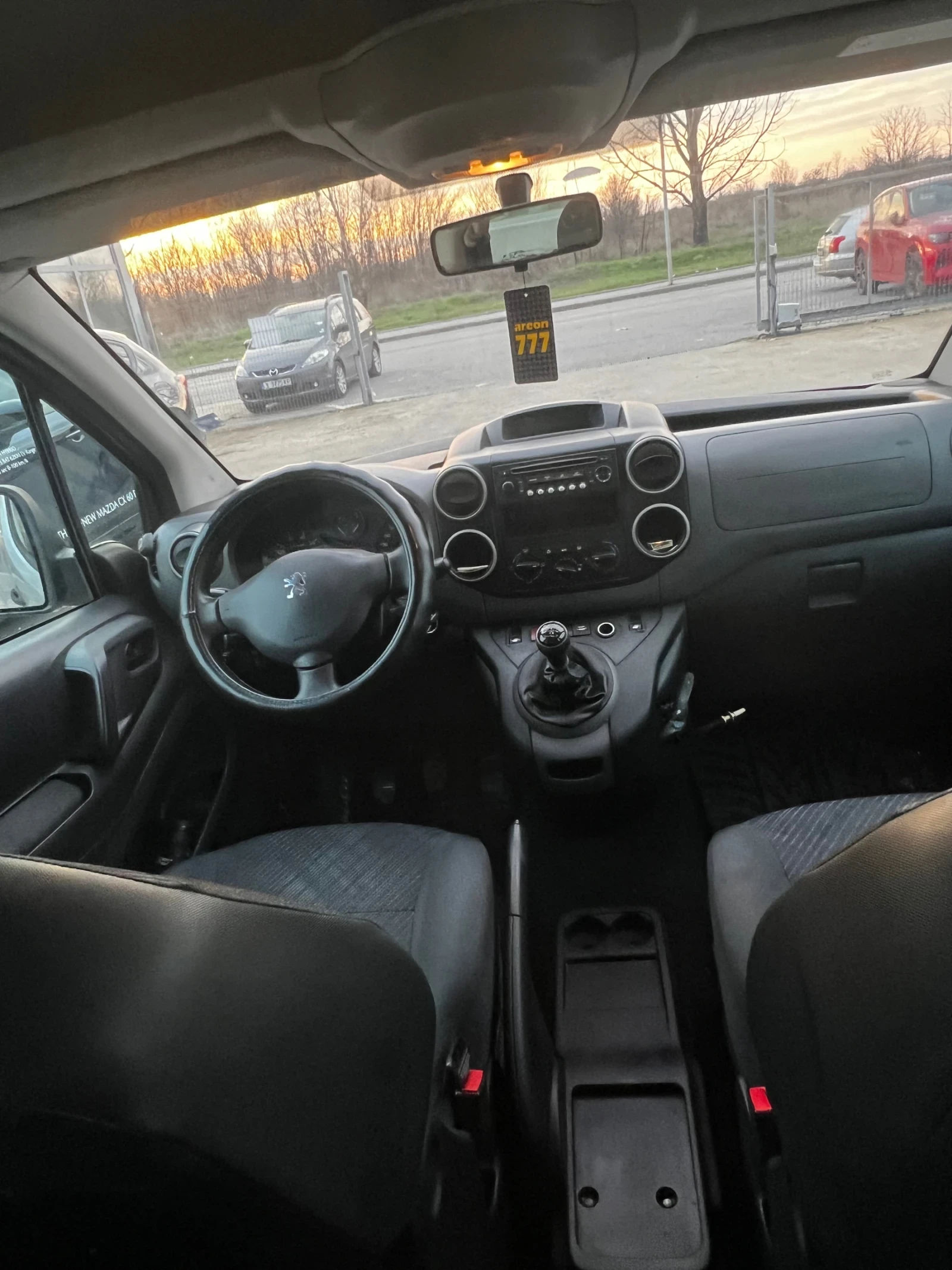 Peugeot Partner Tepee 1.6HDI | Mobile.bg � ����������� 11