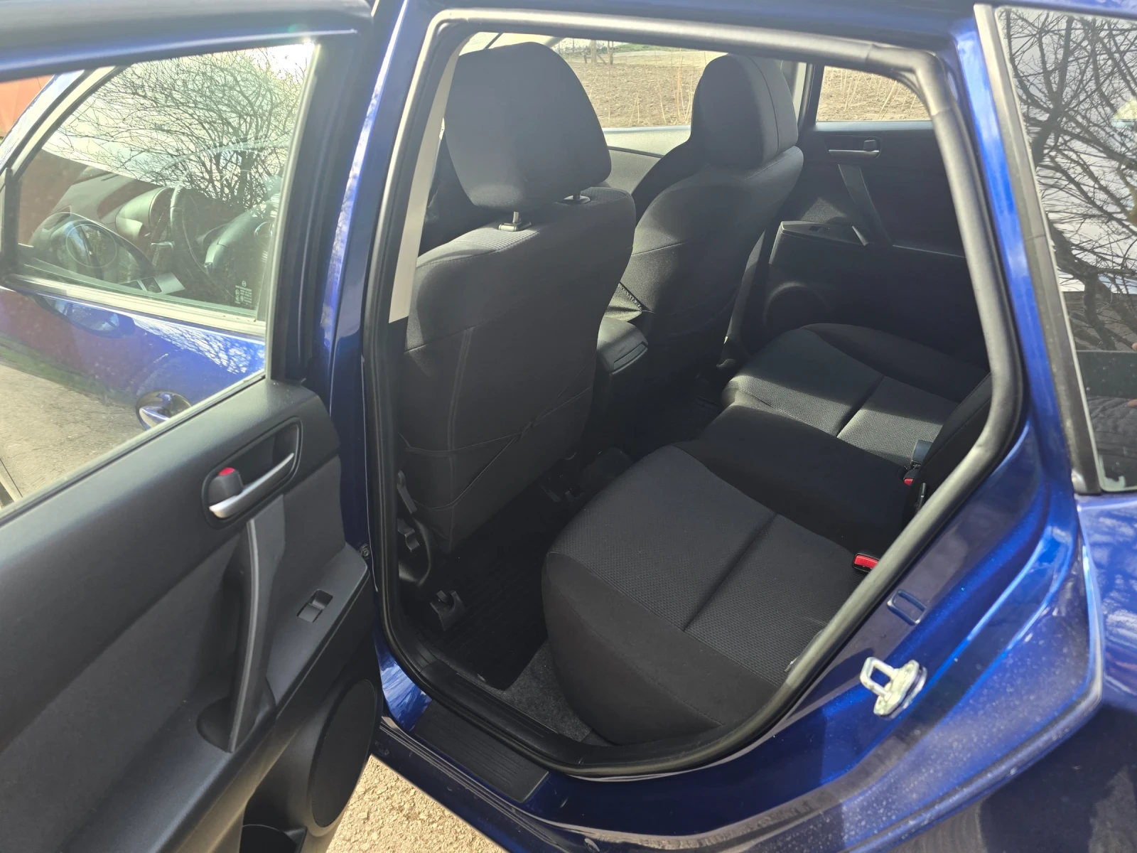 Mazda 3, снимка 8 - Автомобили и джипове - 53813453