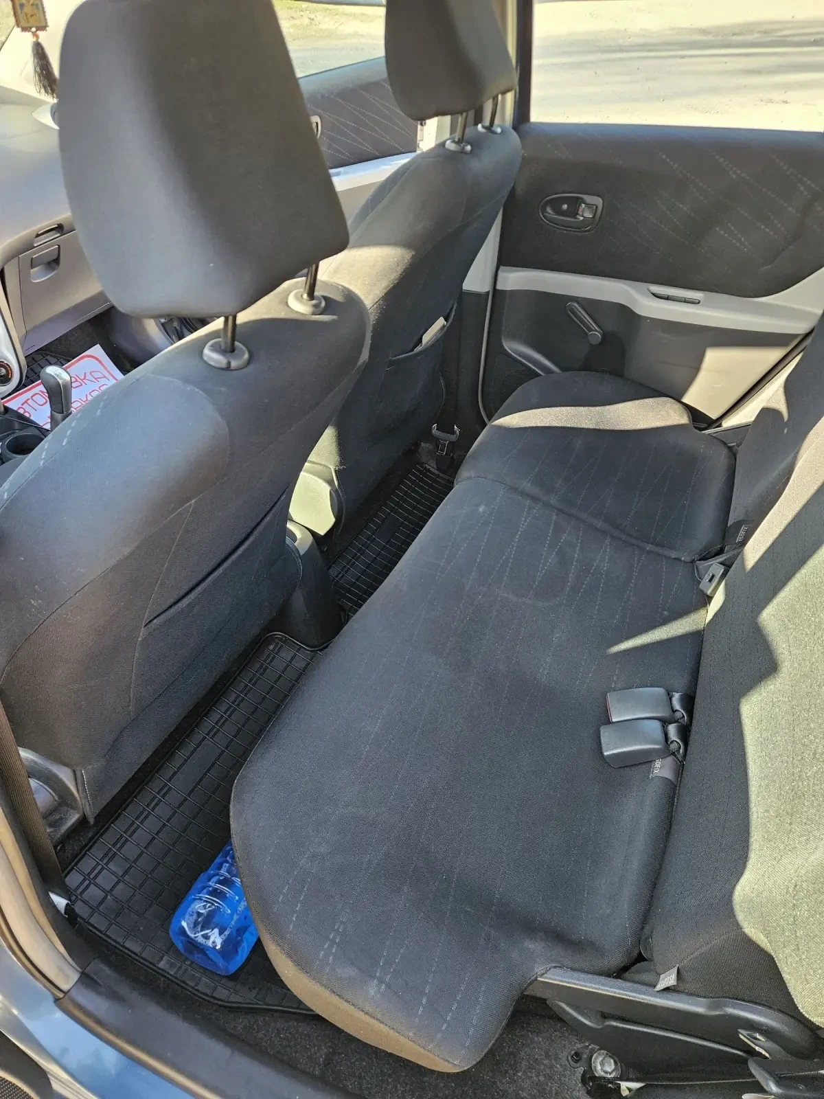 Toyota Yaris, снимка 9 - Автомобили и джипове - 53918141