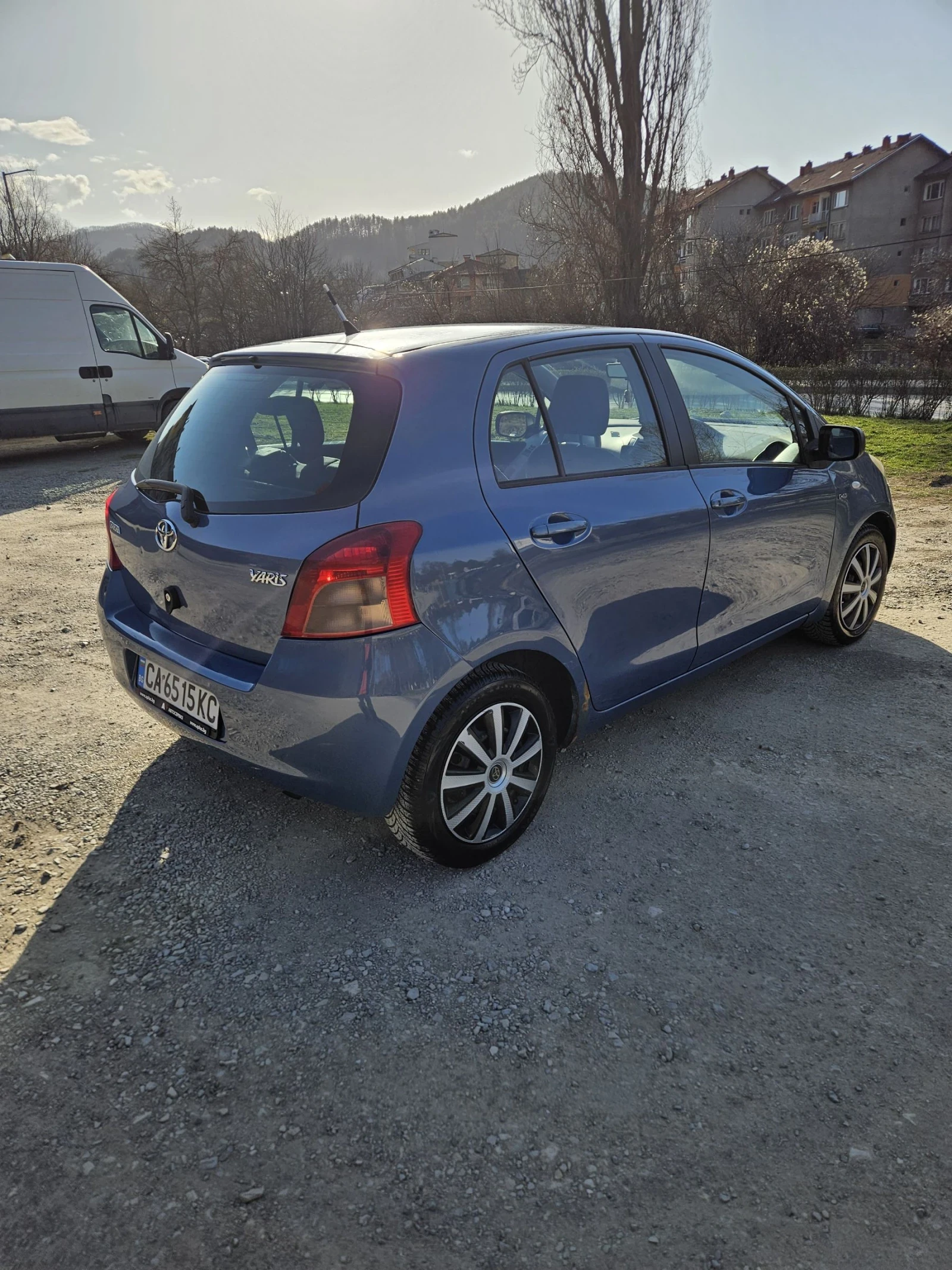 Toyota Yaris, снимка 6 - Автомобили и джипове - 53918141