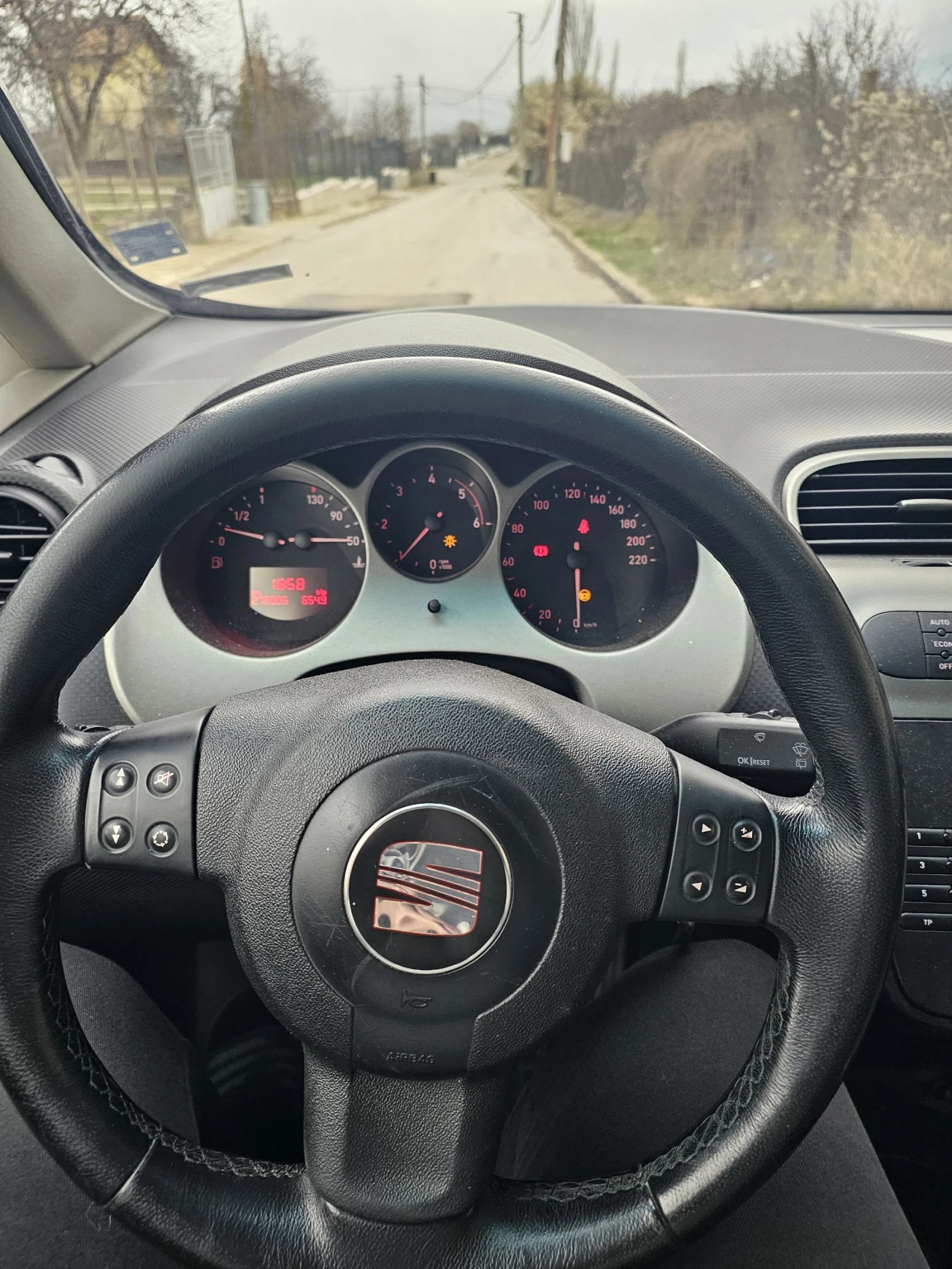 Seat Altea, снимка 6 - Автомобили и джипове - 53938286