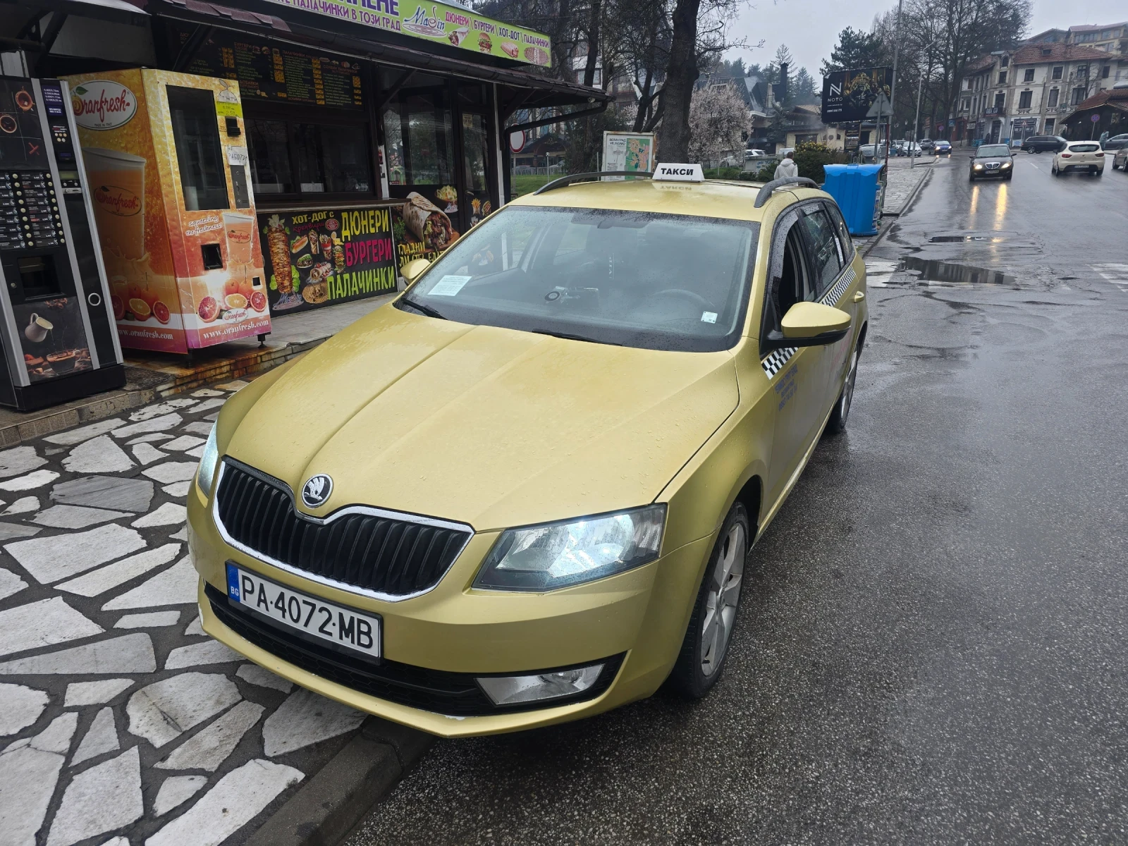 Skoda Octavia 2.0 dizel, снимка 7 - Автомобили и джипове - 54211775