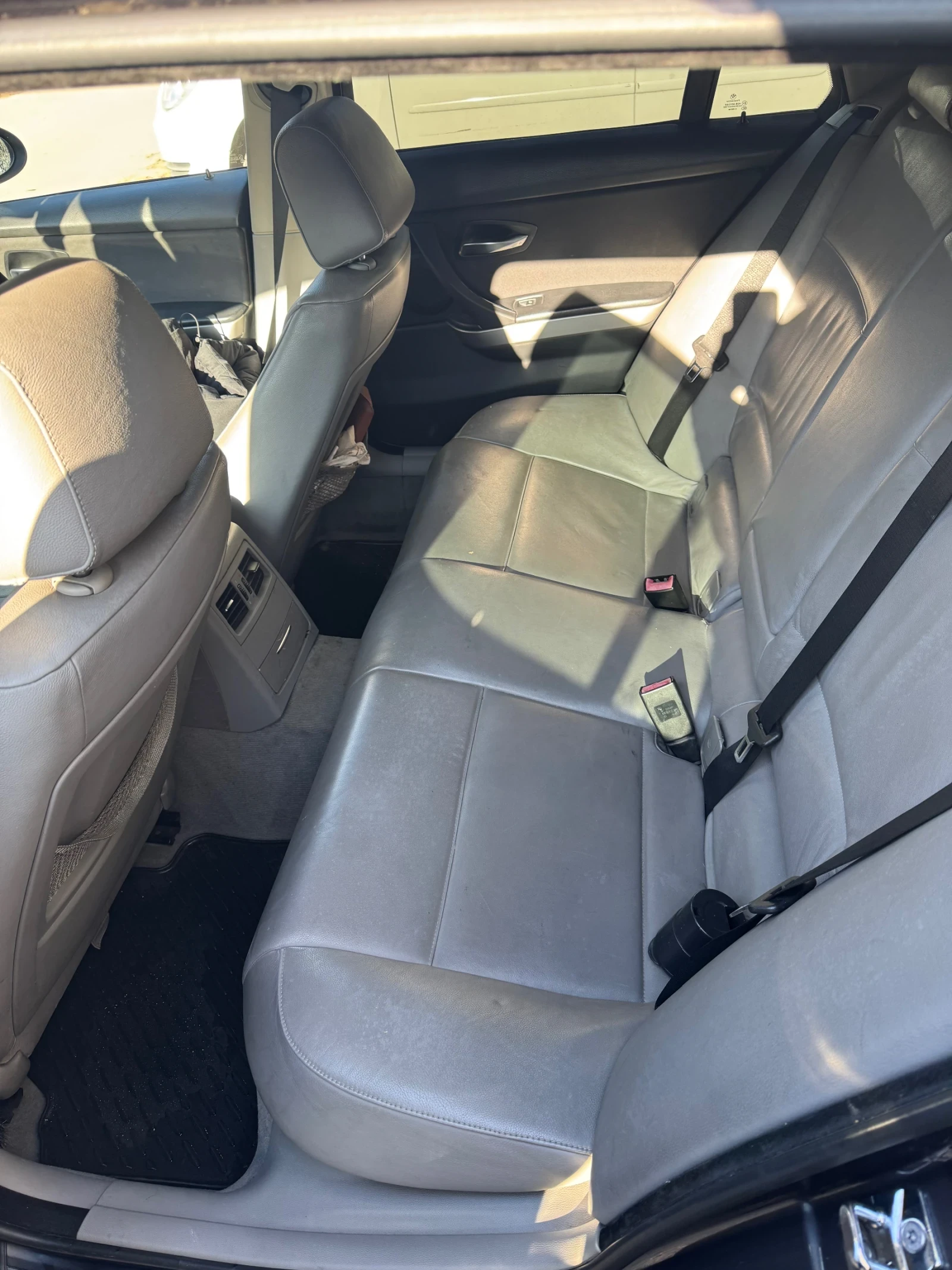 BMW 330, снимка 9 - Автомобили и джипове - 54322428