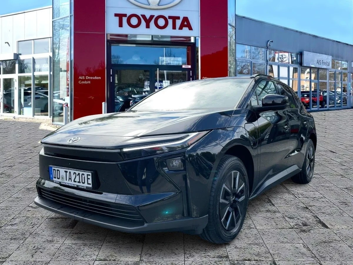 Toyota bZ4X Facelift Team player Matrix 360 ACC 