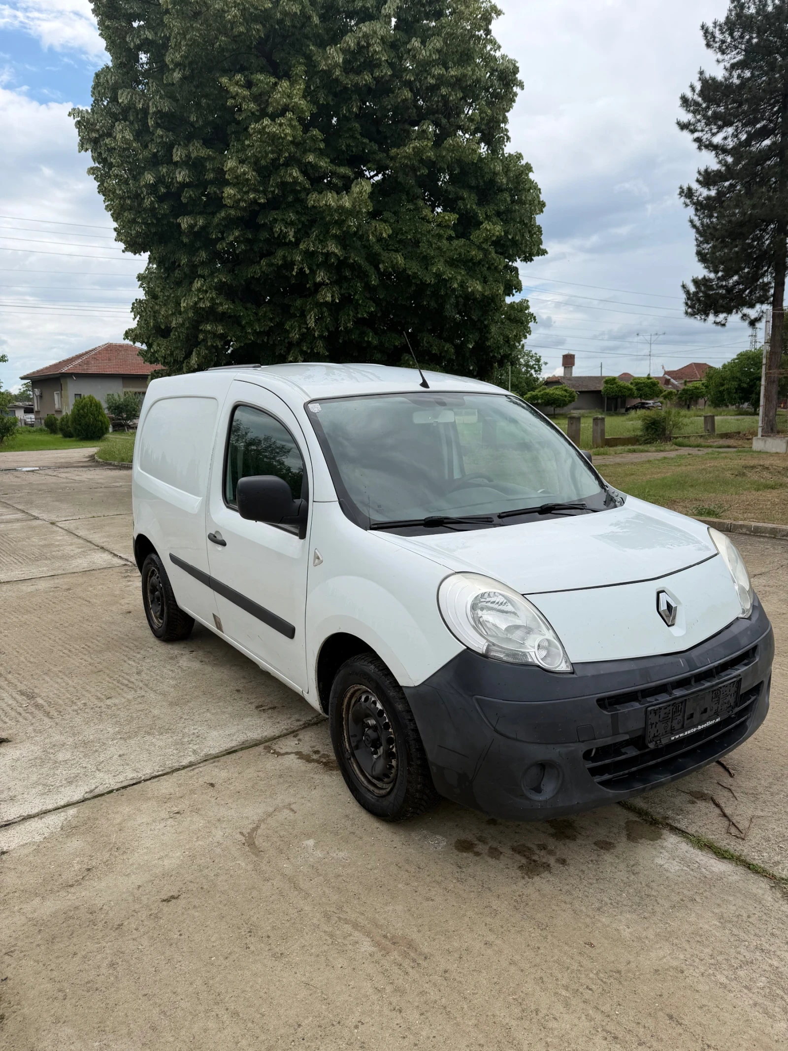 Renault Kangoo 1.5dci 90hp, снимка 2 - Автомобили и джипове - 54653170