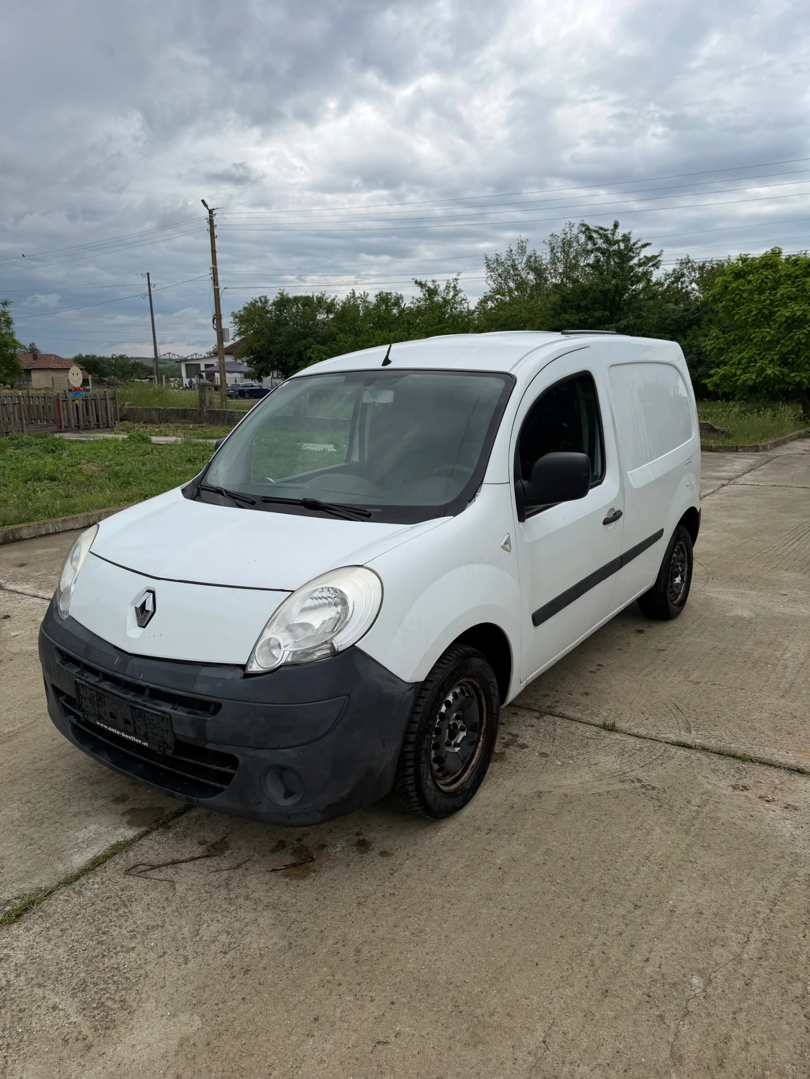 Renault Kangoo 1.5dci 90hp, снимка 3 - Автомобили и джипове - 54653170