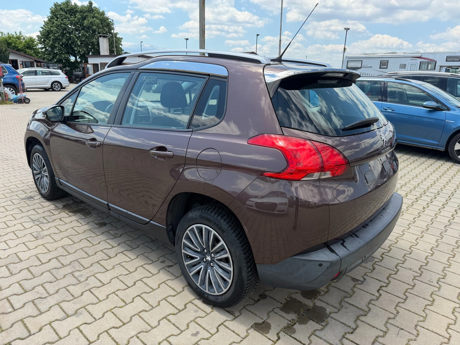 Peugeot 2008 1.2VTi NAVI EURO 5, снимка 8 - Автомобили и джипове - 54679650